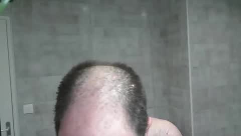 Snapshot of oversize13 chatting on January 26, 5:23 pm oversize13 online show from January 26, 5:23 pm