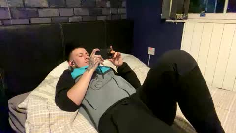 Owen kayz online show from March 15, 10:49 pm