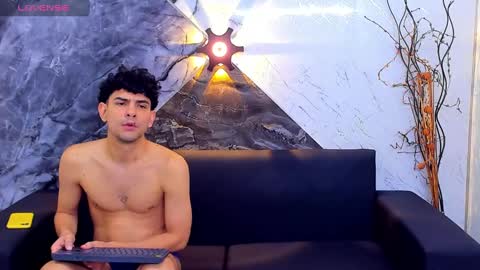 owen_mccarthy online show from January 17, 3:34 am