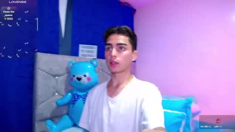 Snapshot of owenblue__ chatting on March 7, 6:57 am Owen  Independent model  online show from March 7, 6:57 am