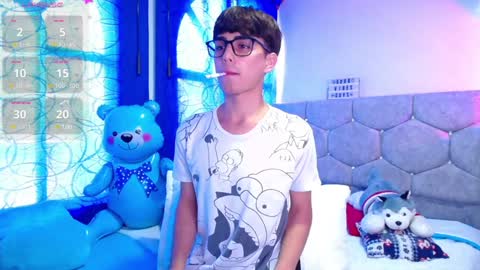 Snapshot of owenblue__ chatting on December 11, 6:48 pm Owen  Independent model  online show from December 11, 6:48 pm