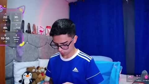 Snapshot of owenblue__ chatting on September 10, 6:12 am Owen  Independent model  online show from September 10, 6:12 am