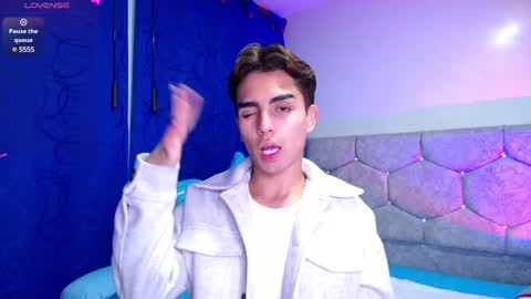 Snapshot of owenblue__ chatting on February 2, 4:26 am Owen  Independent model  online show from February 2, 4:26 am