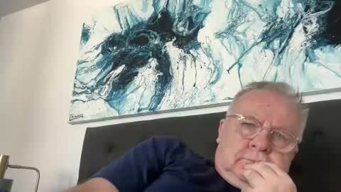 ozhairybearxxxx online show from June 9, 5:20 am