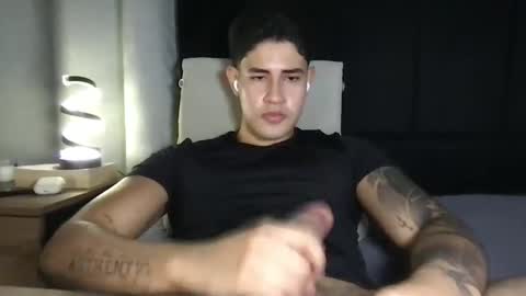 Javi    online show from September 10, 11:03 pm