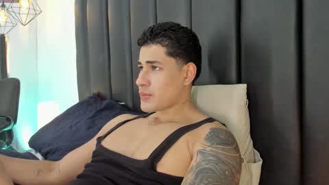 Javi    online show from February 7, 5:40 pm