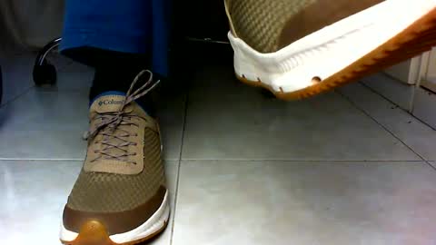 Snapshot of pablomenesssl chatting on December 23, 10:21 am Pablo Meness online show from December 23, 10:21 am