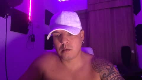 paisaexotico online show from September 26, 2:42 am