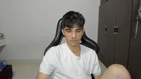 pakun_ online show from December 5, 11:29 pm