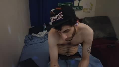 Snapshot of pantslesstraveler_plt chatting on March 10, 7:22 am PantsLessTraveler online show from March 10, 7:22 am