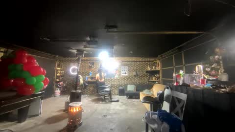 Snapshot of papi_krizz chatting on December 30, 7:00 pm papi_krizz online show from December 30, 7:00 pm