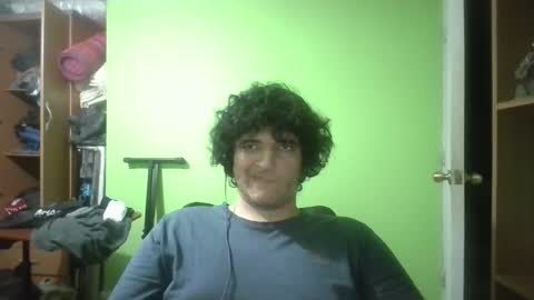 Snapshot of papitowilly999 chatting on December 15, 6:29 am Papito online show from December 15, 6:29 am