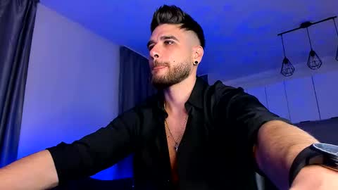 Paris online show from September 28, 1:14 am