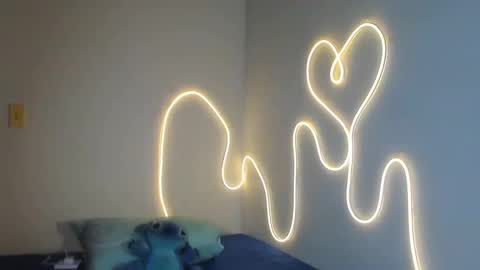 connie online show from December 6, 11:03 pm