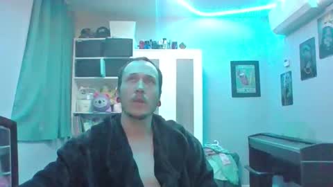 pat0666 online show from September 26, 2:48 pm