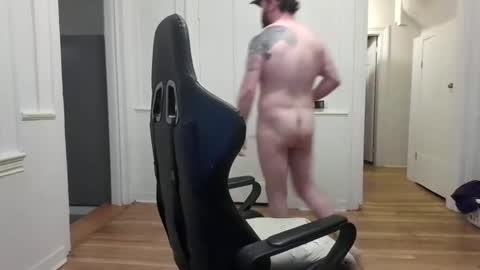 shy online show from December 18, 4:31 am