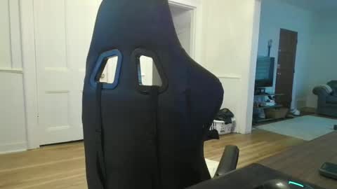 shy online show from December 17, 6:20 pm