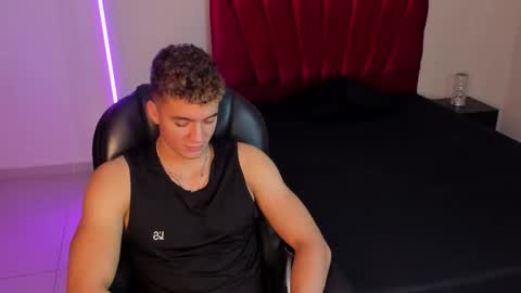 Paull George online show from November 11, 3:06 pm