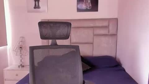 PAUL ROGER online show from May 26, 7:43 pm