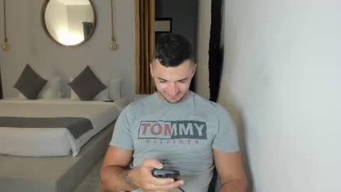 paulblack021 online show from June 28, 12:44 pm