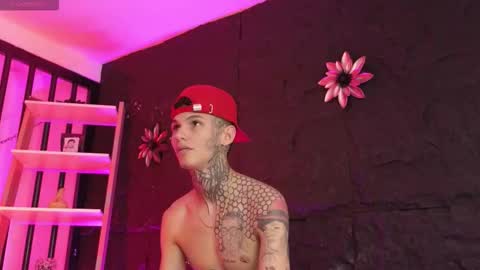 Paulo online show from February 4, 9:21 pm