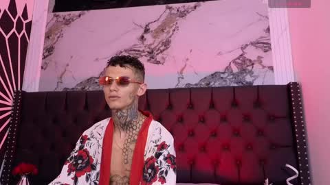 Paulo online show from April 6, 4:46 am