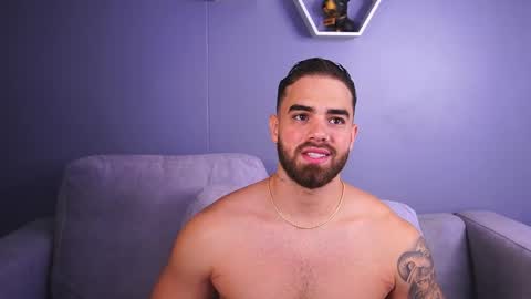 Paul Phoenix online show from November 24, 7:48 pm