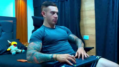 Paul online show from April 14, 12:11 am