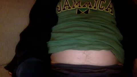 Snapshot of pea23 chatting on February 24, 6:47 pm pea23 online show from February 24, 6:47 pm