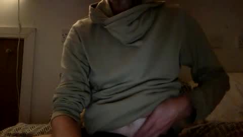 Snapshot of pea23 chatting on October 1, 11:19 pm pea23 online show from October 1, 11:19 pm