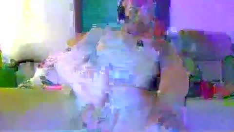 Snapshot of peachgigolo chatting on February 3, 4:04 am PEach online show from February 3, 4:04 am