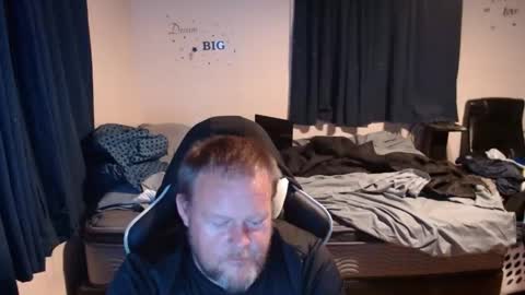 pecker40 online show from March 7, 3:19 am