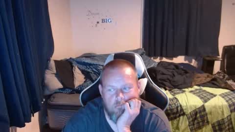 pecker40 online show from January 9, 12:35 am