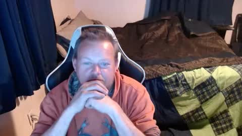 pecker40 online show from December 8, 12:18 am