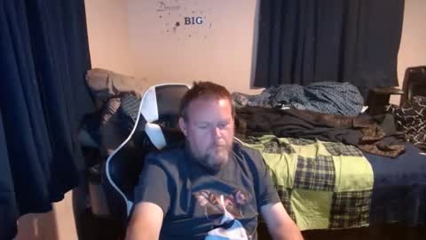 pecker40 online show from December 25, 9:54 pm