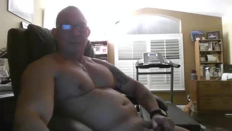 Snapshot of pecs1234 chatting on October 5, 8:29 am pecs1234 online show from October 5, 8:29 am