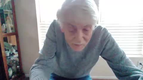 Snapshot of pem1650 chatting on October 26, 6:43 pm pem1650 online show from October 26, 6:43 pm