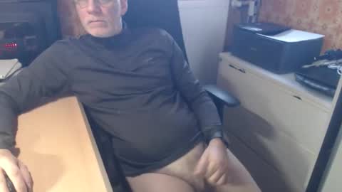 Pemue65 online show from February 27, 7:42 am