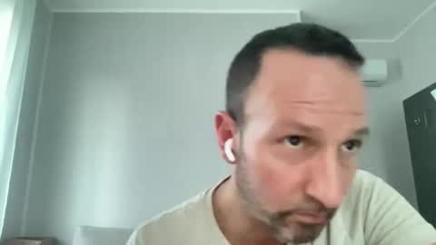 peppinslosqualo online show from May 26, 6:37 pm