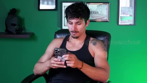 andres    online show from October 7, 7:51 pm