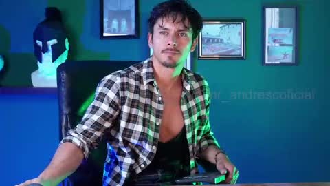 andres    online show from September 19, 9:47 pm