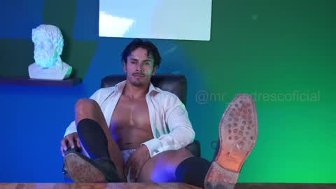 andres    online show from December 14, 10:50 pm