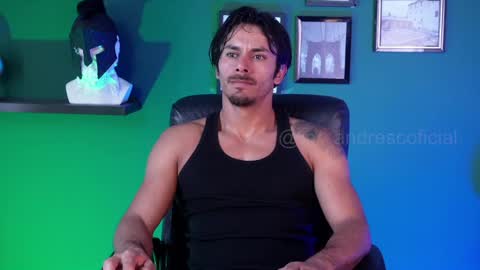 andres    online show from January 25, 7:49 pm