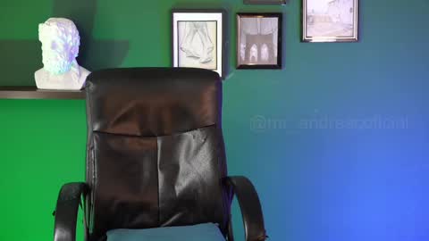 andres    online show from February 18, 6:28 pm