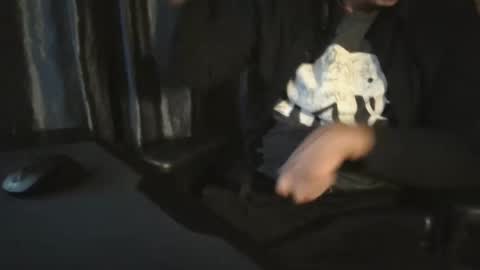 Lalo   x peruvianevil  ig peruvianevil  online show from December 16, 5:14 am