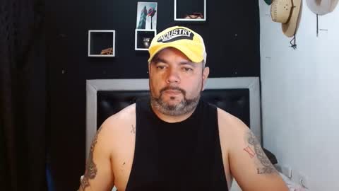 Carlos online show from February 12, 2:32 pm