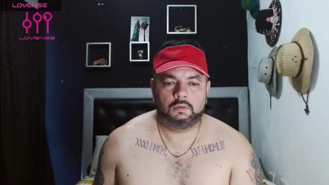 Carlos online show from December 11, 8:16 pm