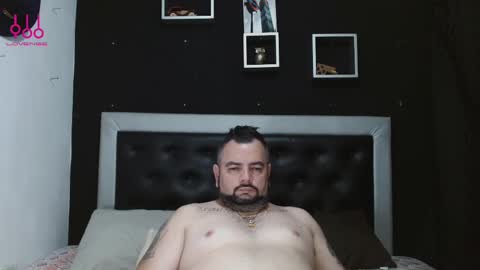 Carlos online show from February 25, 10:50 pm