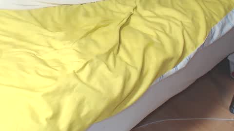 peter196888 online show from December 4, 8:01 am