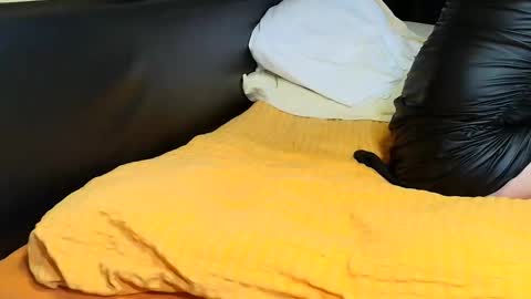 peter196888 online show from September 19, 10:42 pm